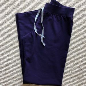 Purple Figs scrub pants size XS